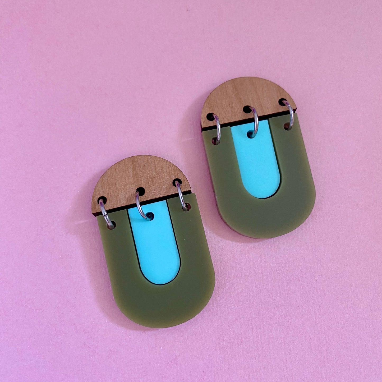 'Kiki' Dangle - Olive / Mint / Wood